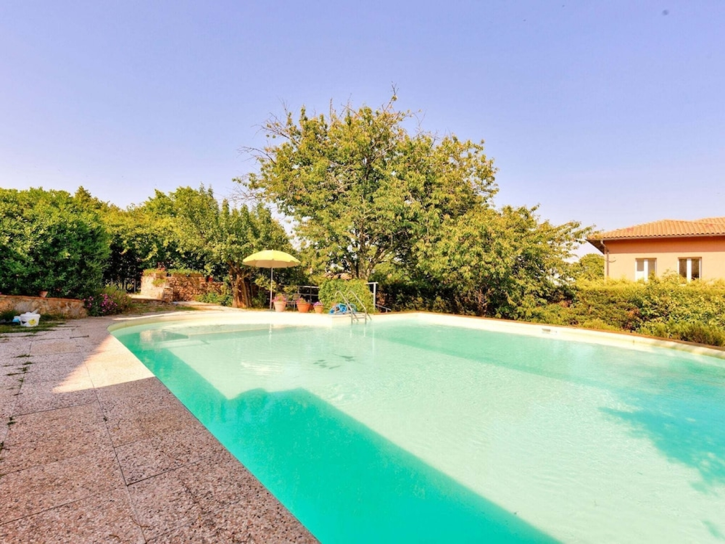 Cutesy Apartment in Boccheggiano With Swimming Pool