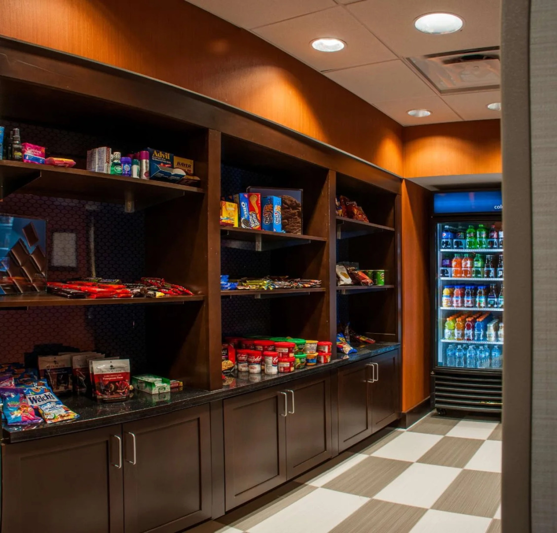 Hampton Inn & Suites Mishawaka/South Bend at Heritage Square