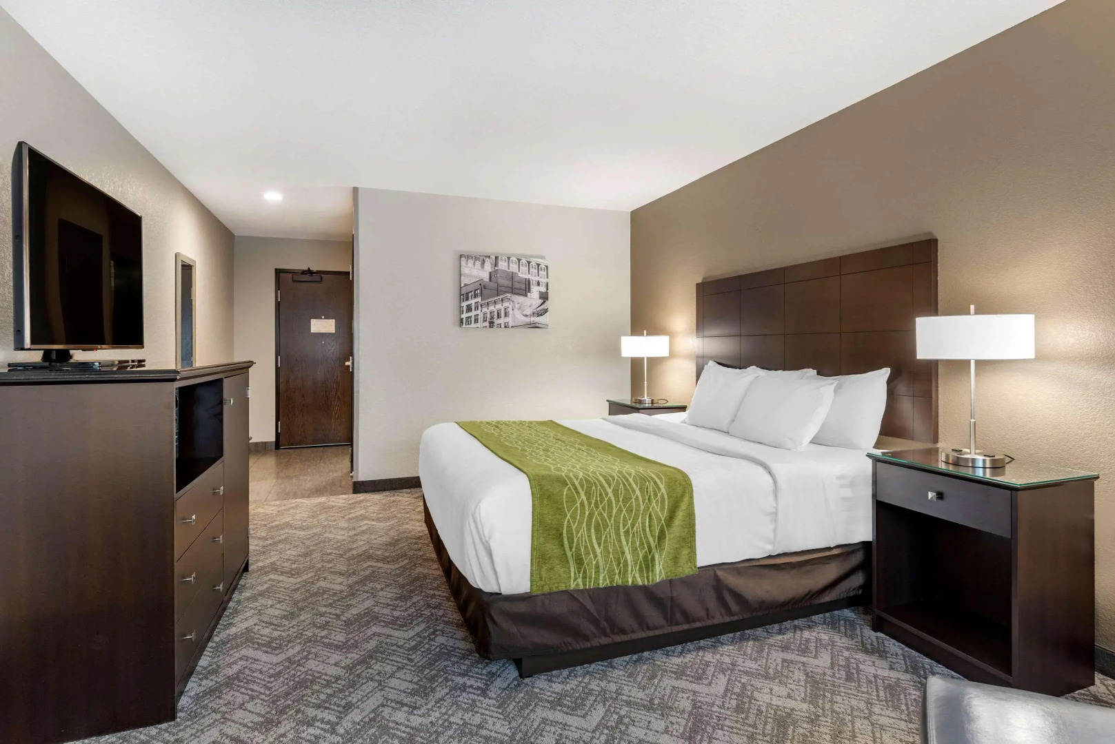 Comfort Inn & Suites Tualatin - Lake Oswego South