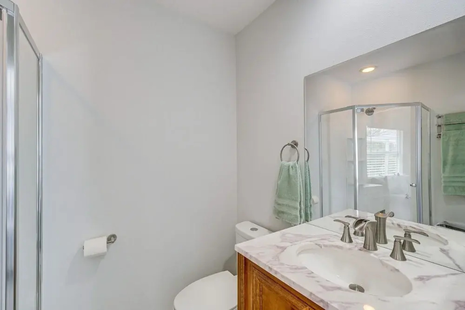 Stylish Bokeelia Home: Deck & Outdoor Dining Area!