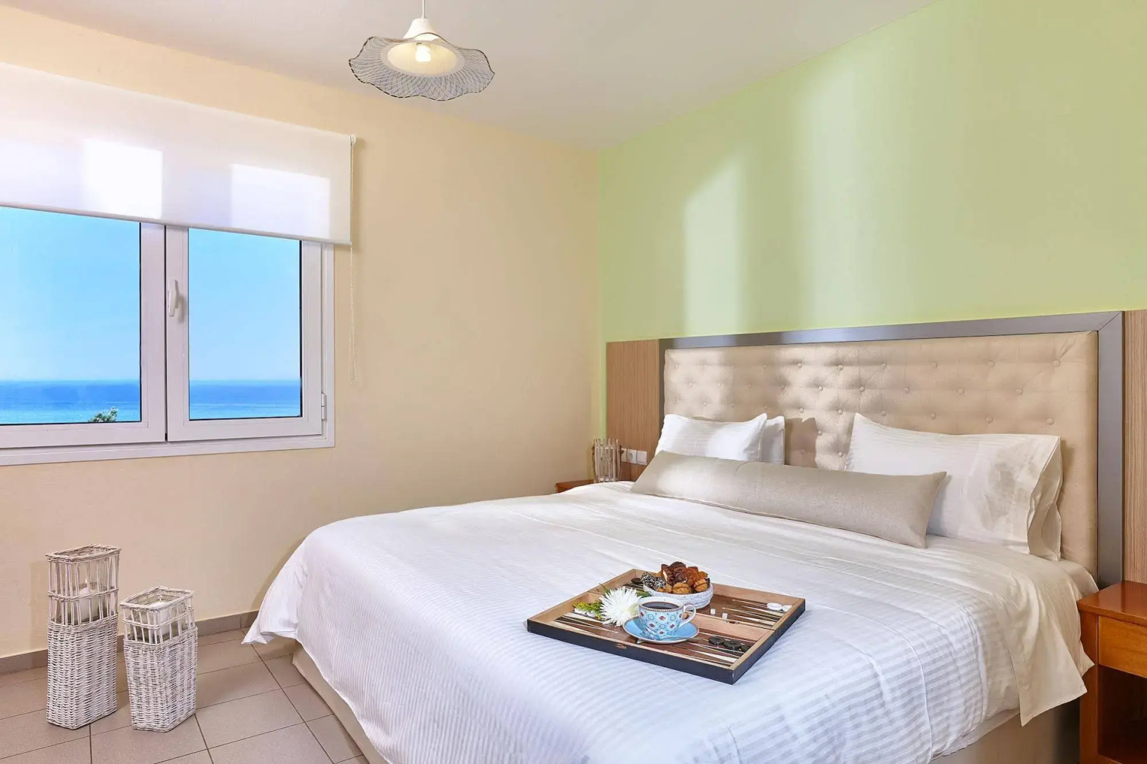 Everest Apartments