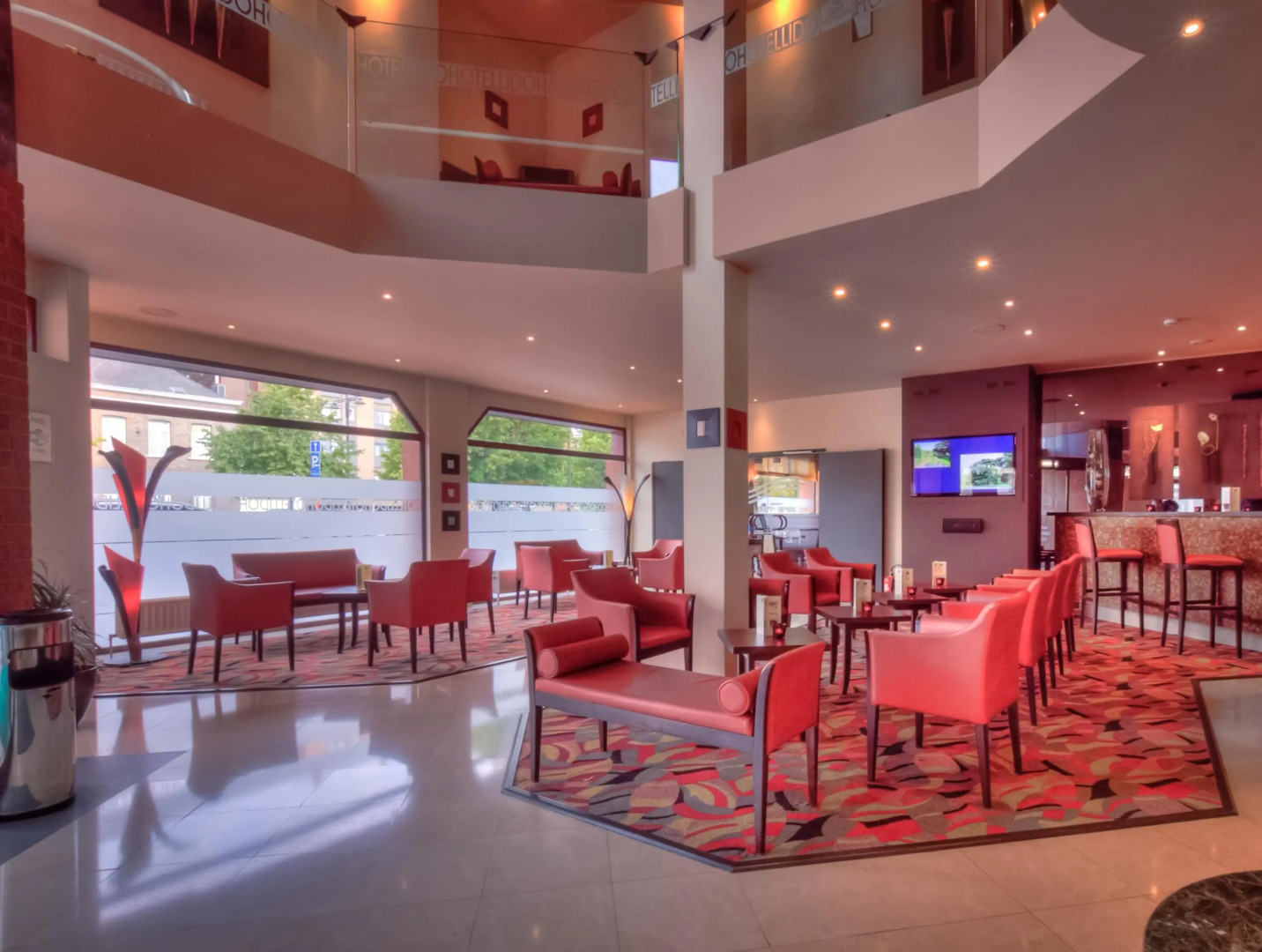 B&B HOTEL Mons Centre