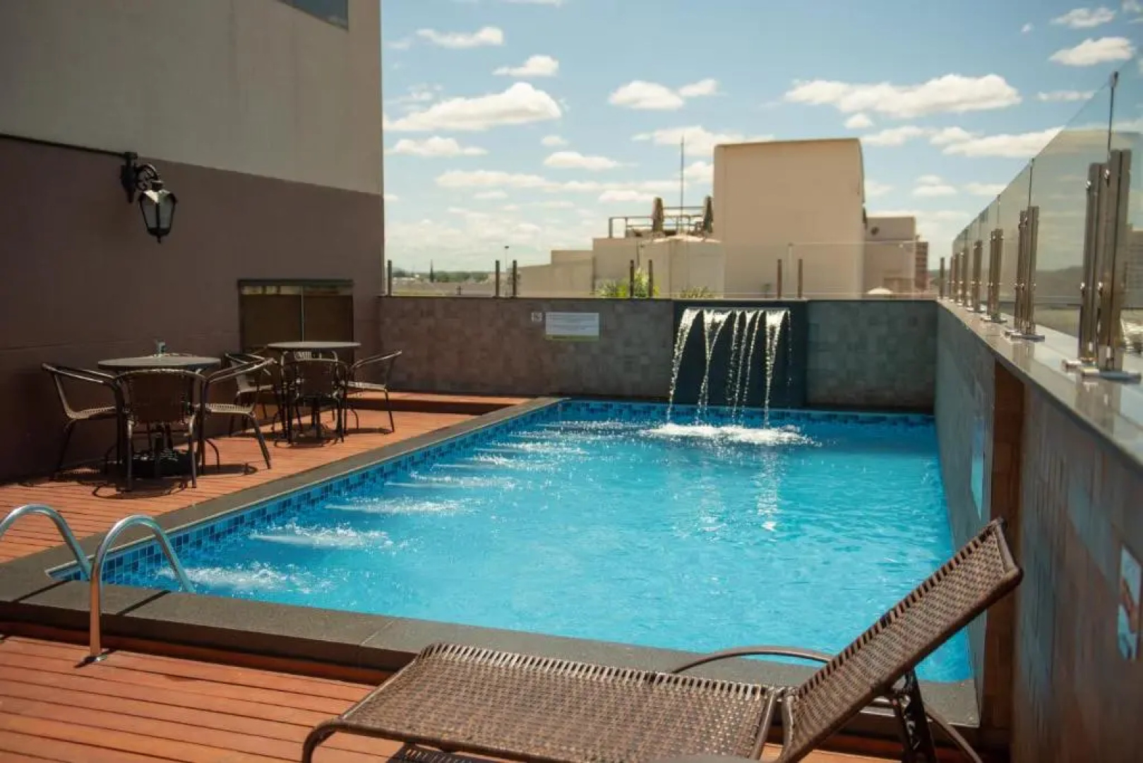Bristol Infinity Hotel