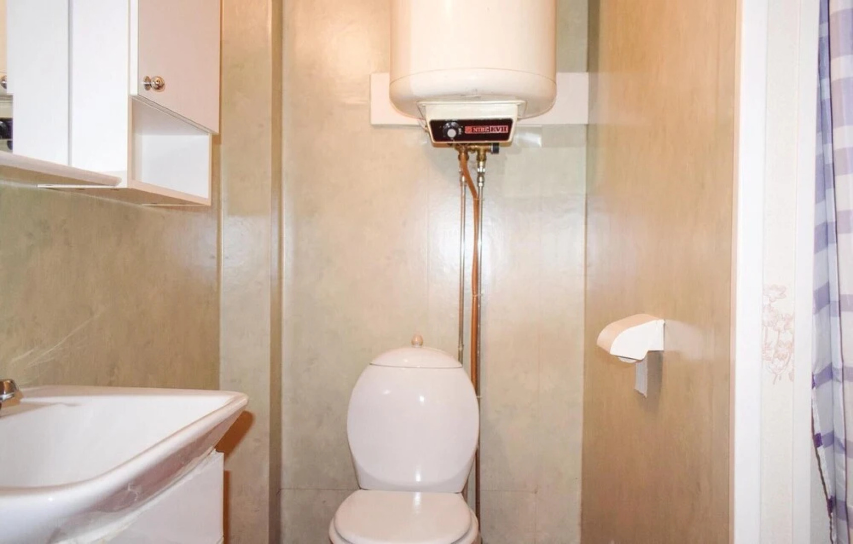 Awesome Home in Älmhult With 2 Bedrooms and Wifi