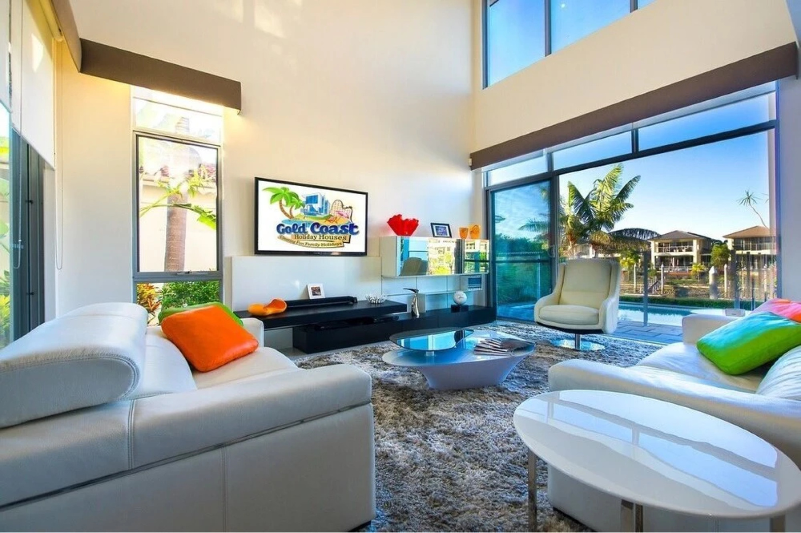 Holiday Home Vogue Living @ Hope Island Resort