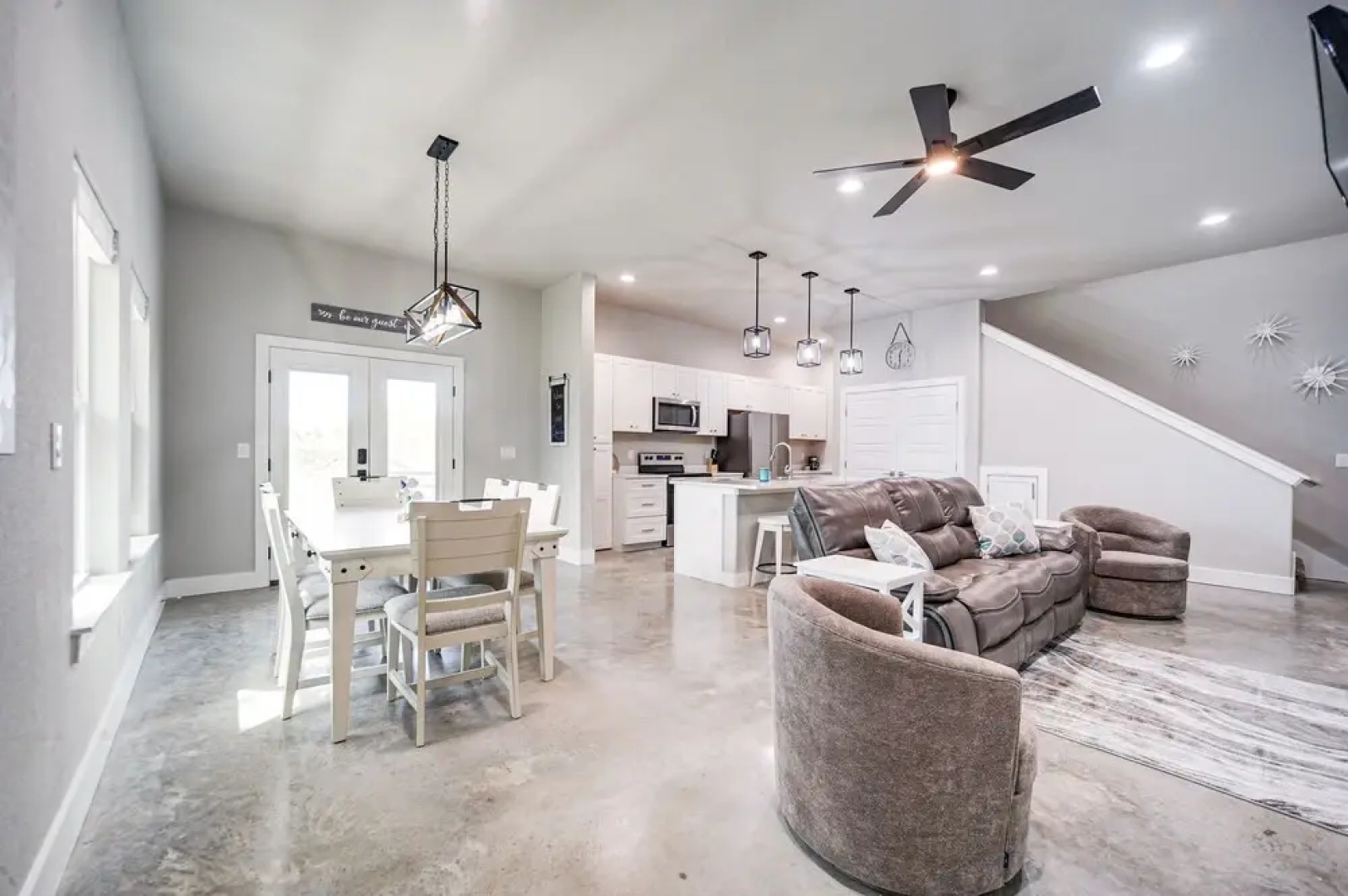 Canyon Lake Home W/ Private Deck: 5 Mi To Marina!