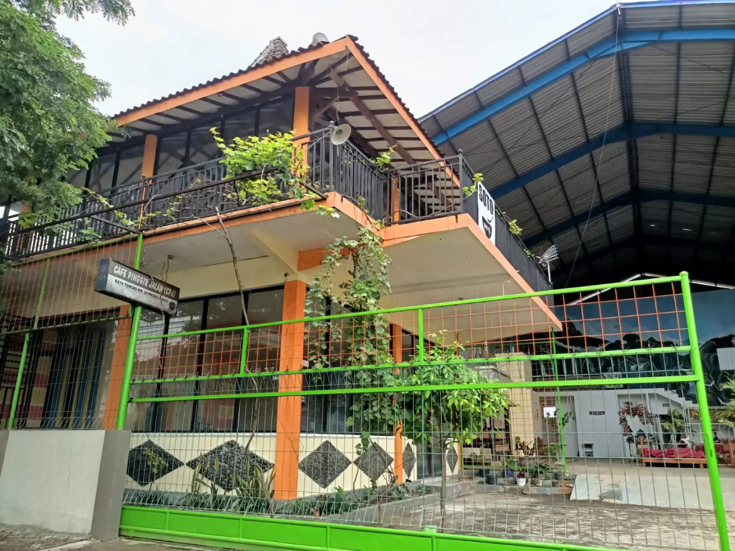 SPOT ON 90943 Mochi 88 Homestay