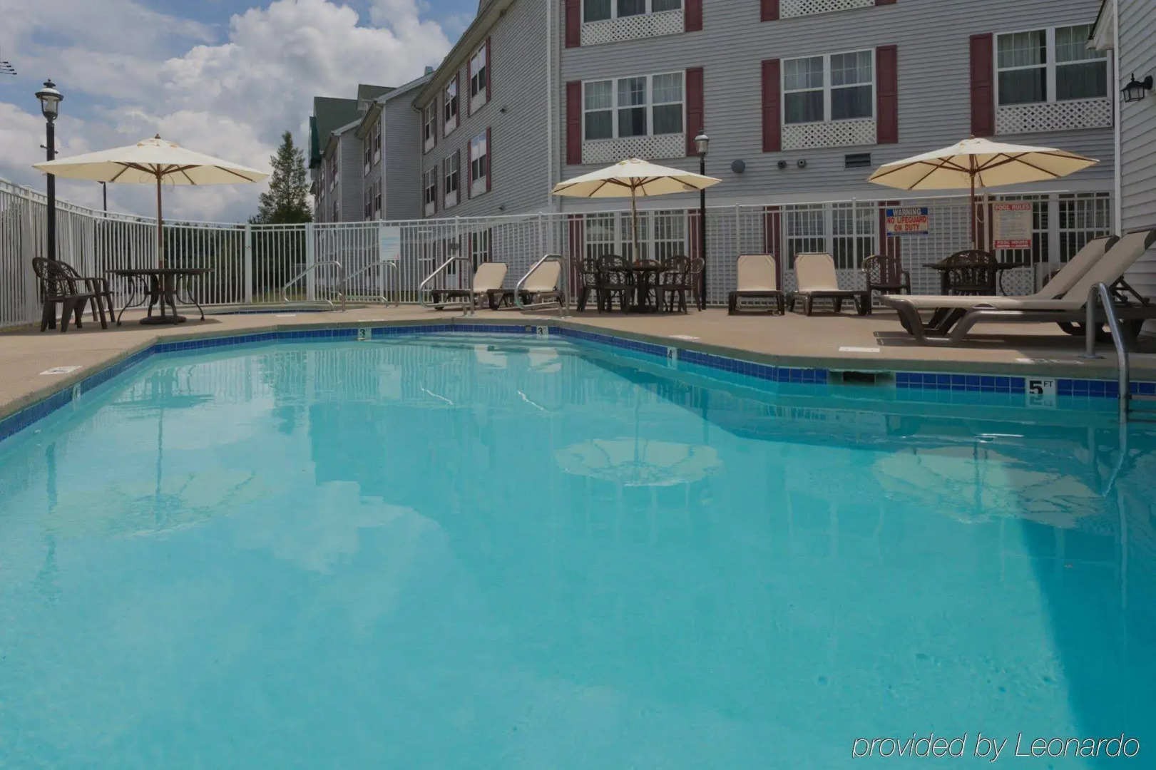 Country Inn & Suites by Radisson, Beckley, WV
