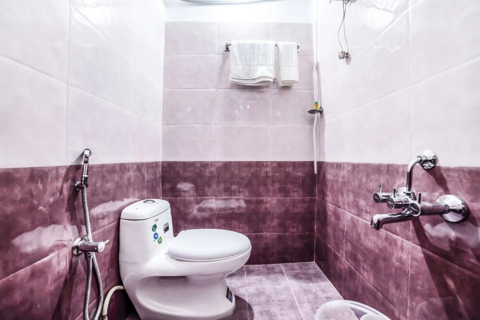 FabHotel Ghala Heights Ernakulam