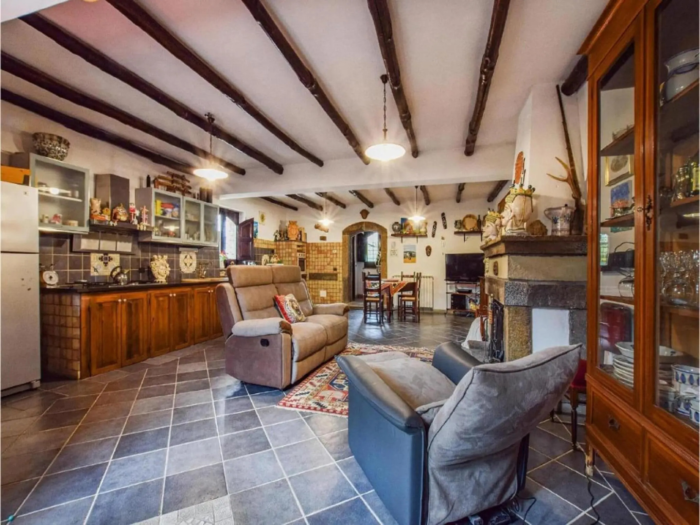 Charming chalet in Sicily with a swimming pool