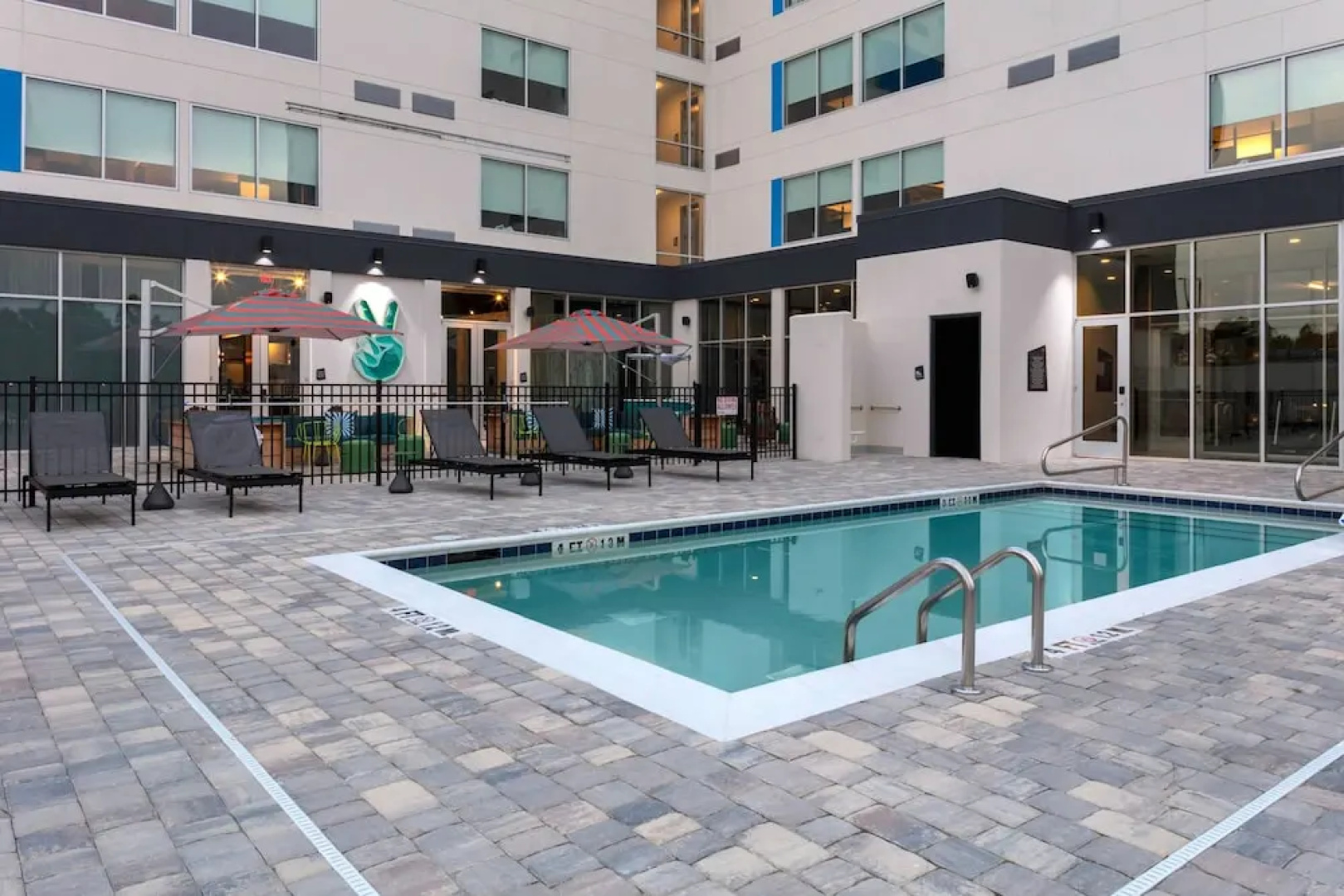 Aloft Savannah Airport