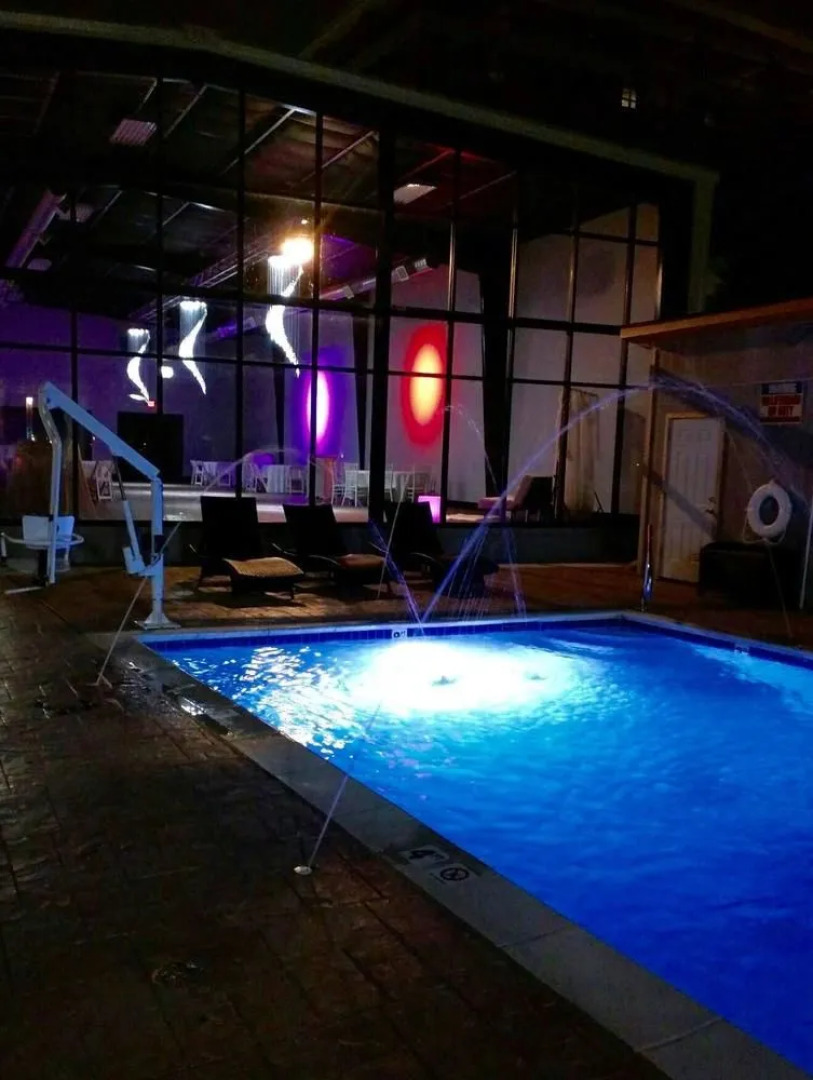 Roberts Riverwalk Hotel Detroit