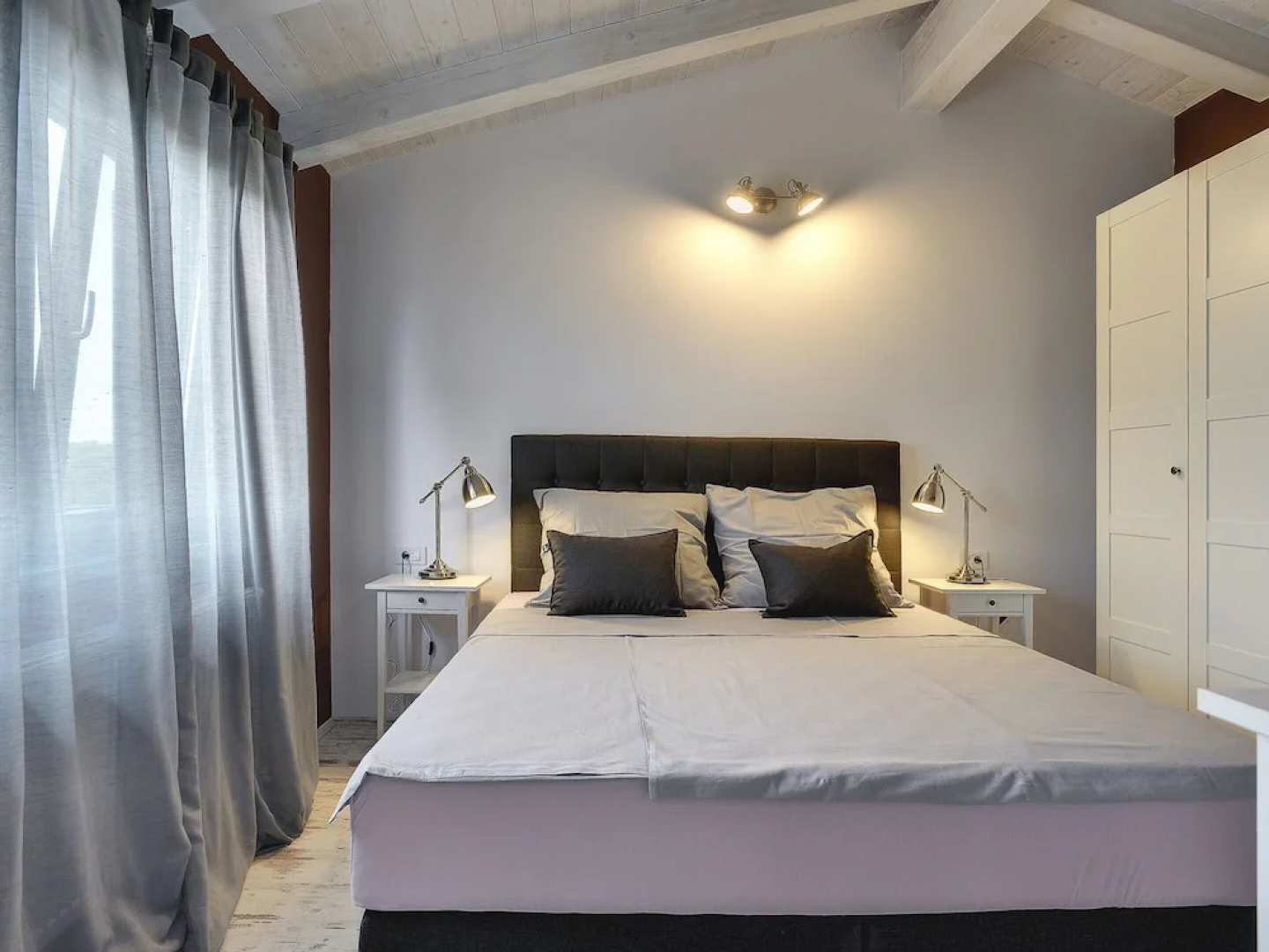 Lovely Holiday Home With Private Pool