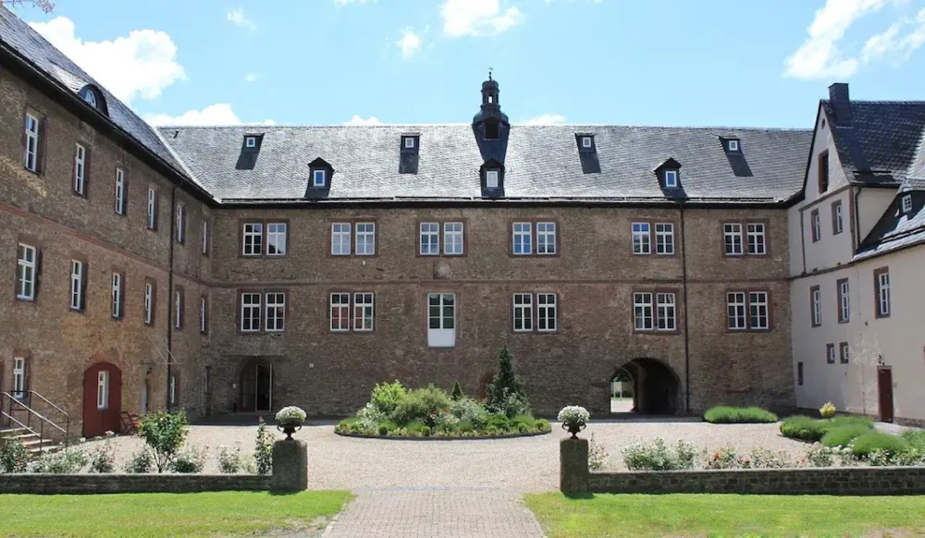 Schloss Wallhausen