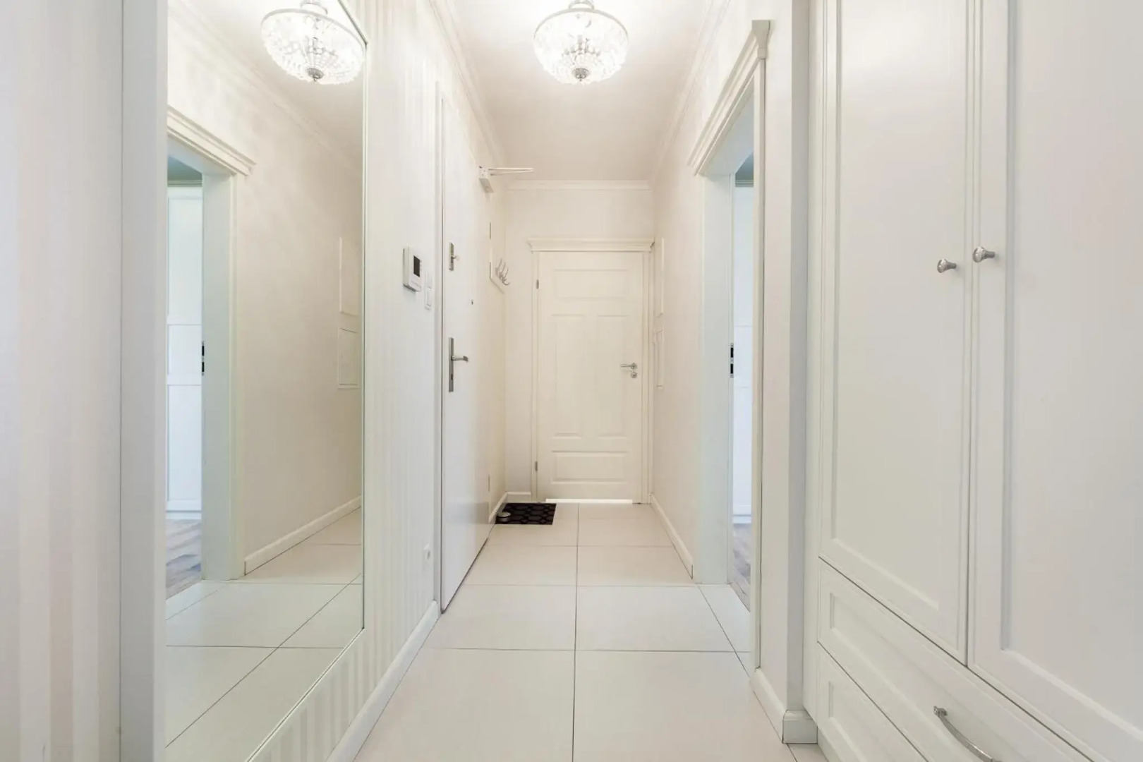 Apartamenty Black&White - Silver House