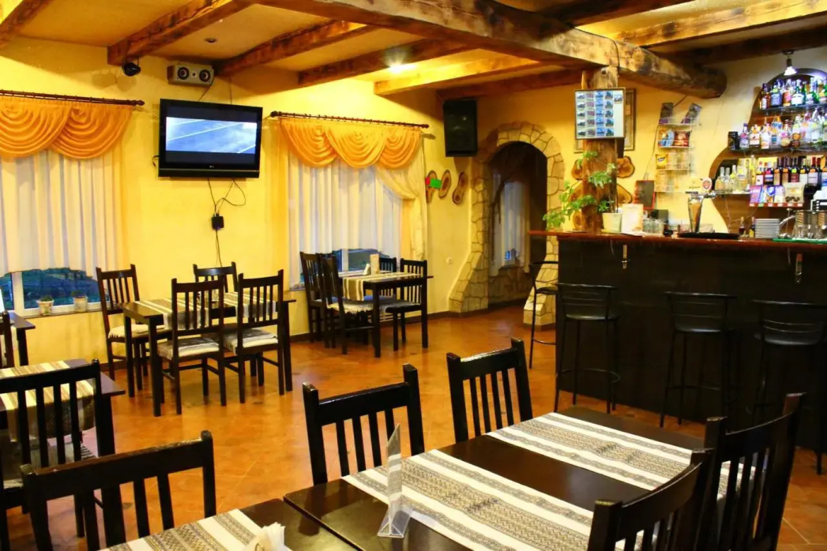 "LiAn" Family Hotel & Restaurant