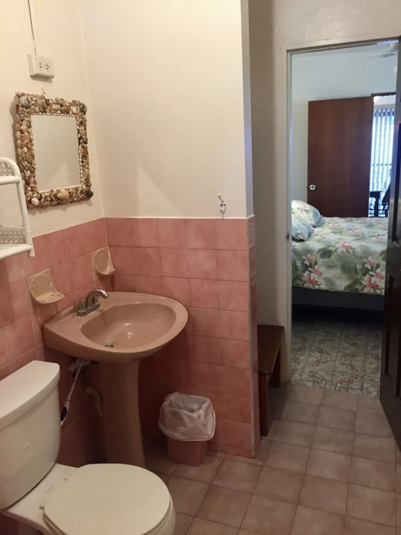 Esperanza Oceanfront Apartments