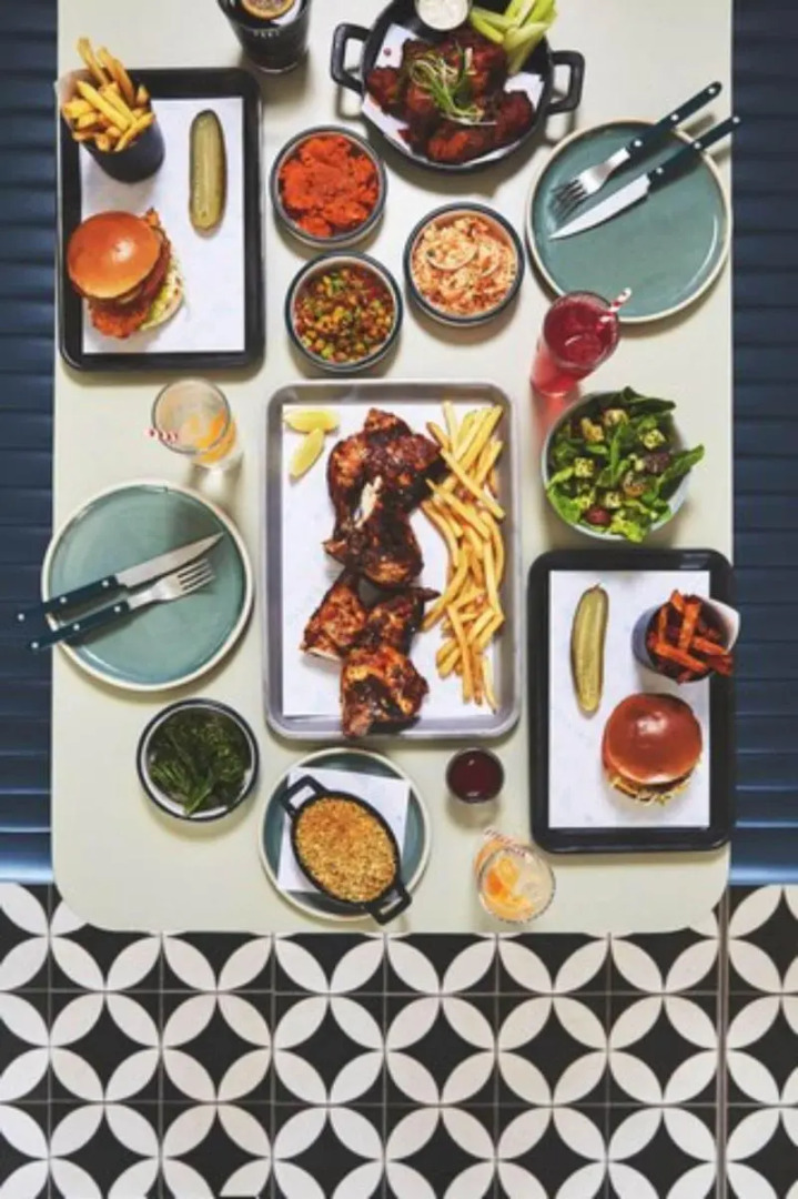 Mollie's Motel and Diner