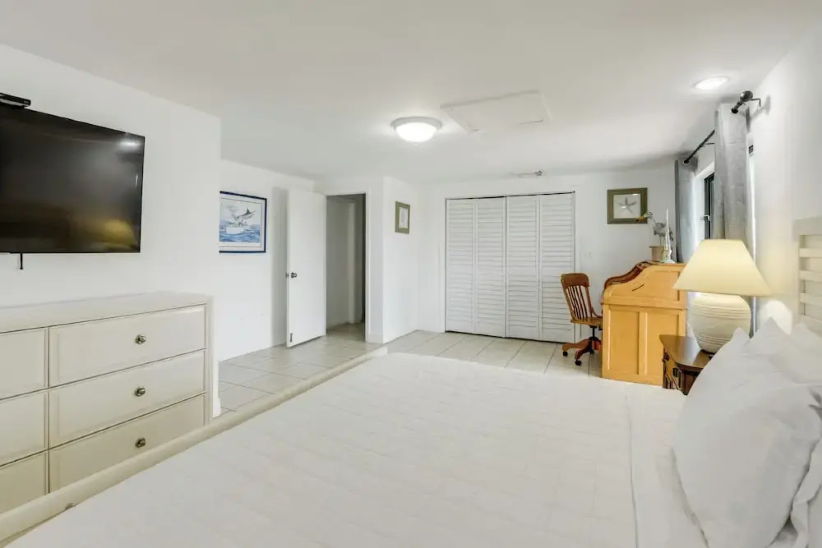 Walk to Beach: Florida Keys Gem w/ Ocean Views