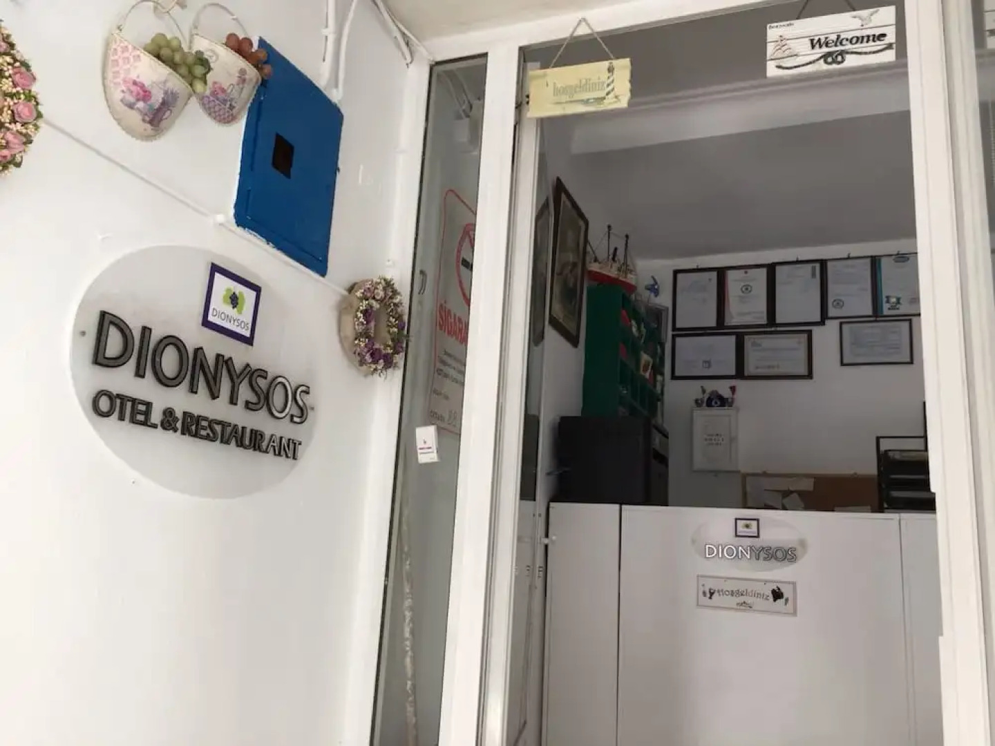 Dionysos Otel & Restoran & Ada Kahvaltı