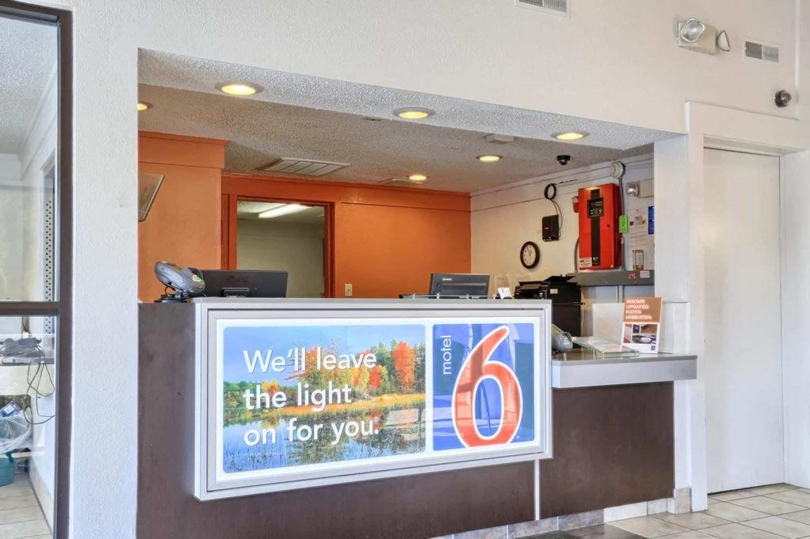 Motel 6 Hagerstown, MD