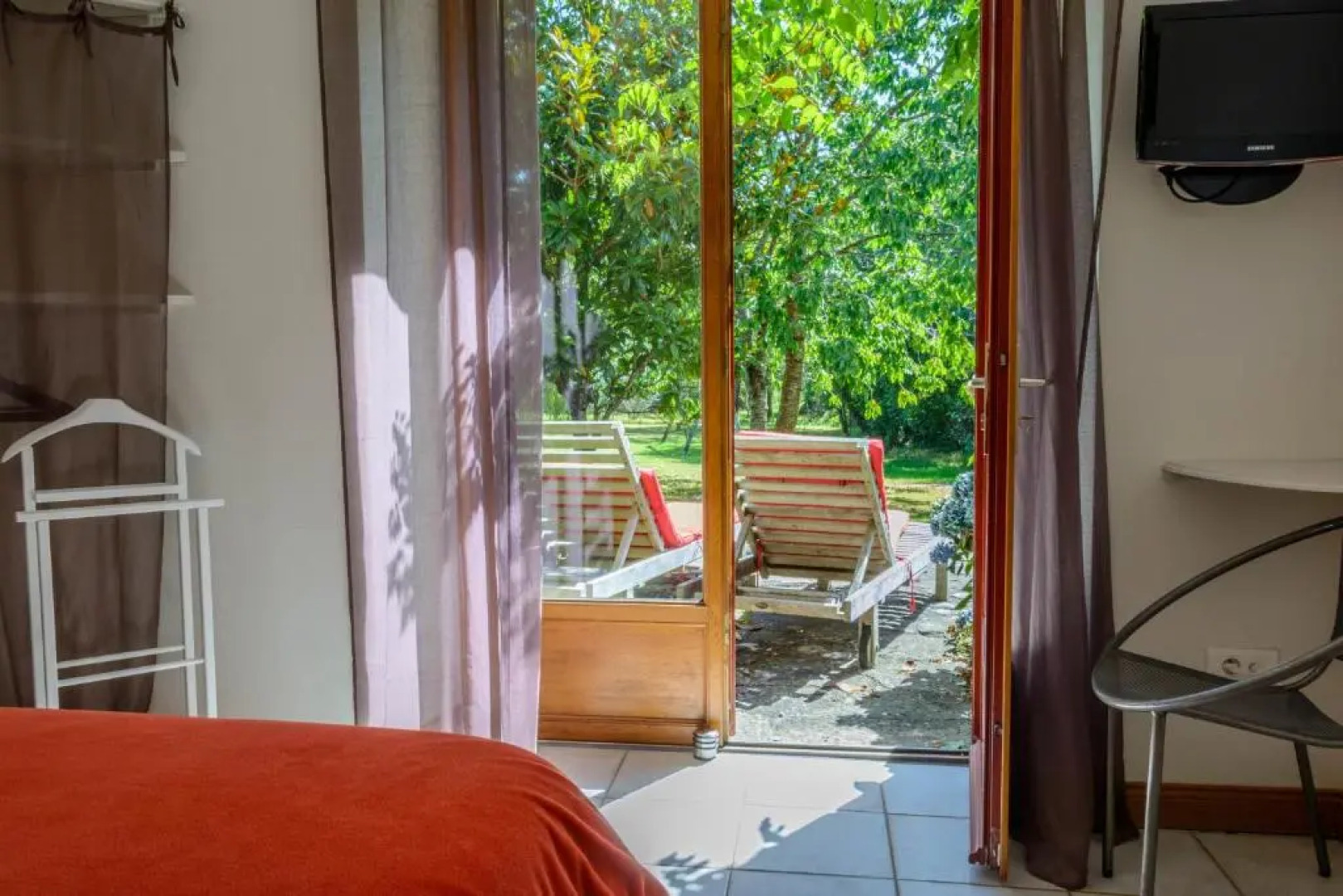 La Maison à Carnac avec son jardin clos de 2 à 6 personnes à 5 mn des plages