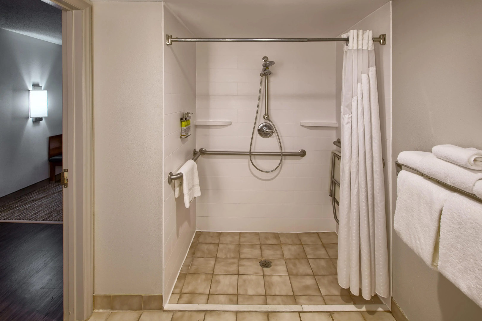 Holiday Inn Express & Suites Raleigh North - Wake Forest by IHG