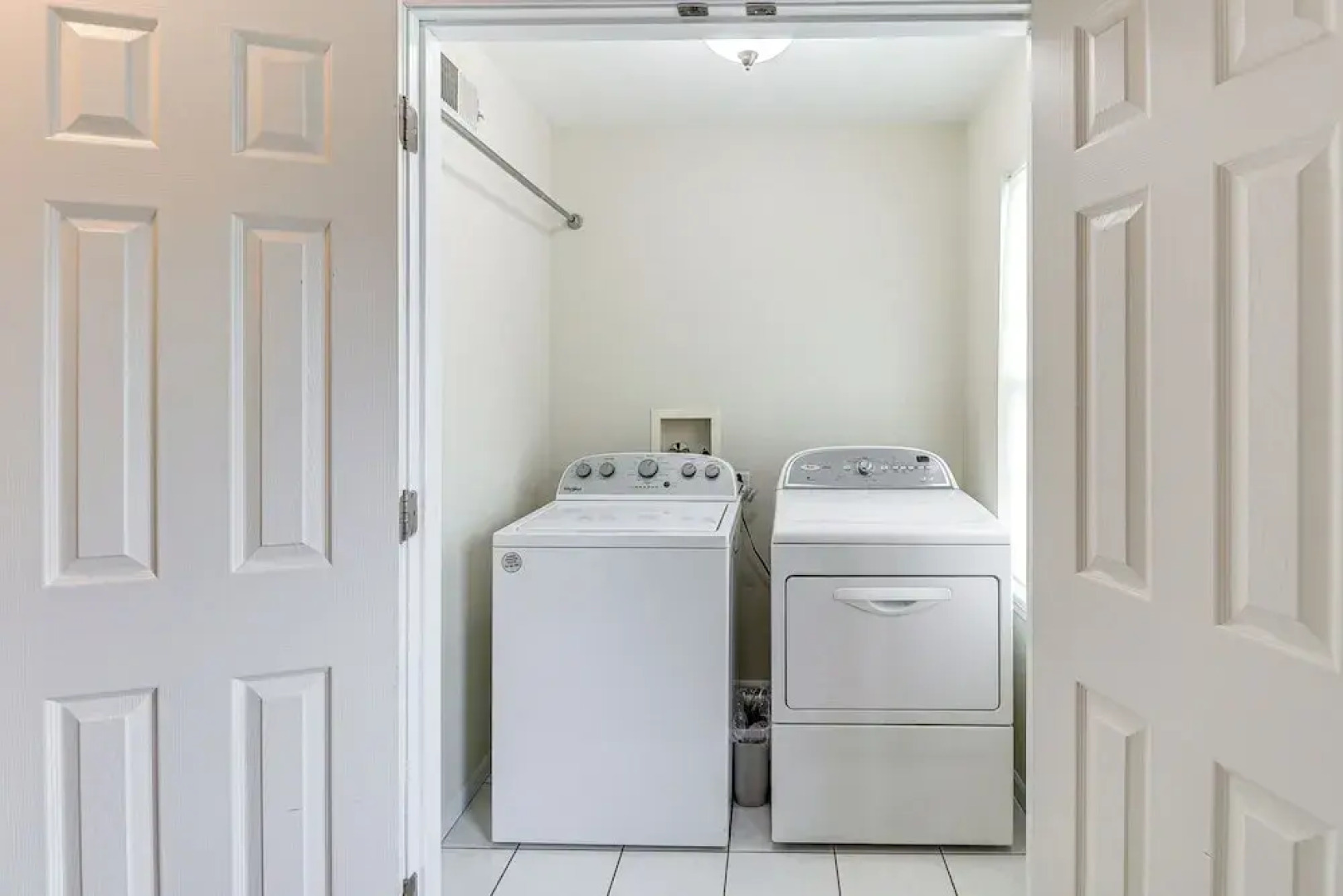 Family Getaway 16 Mi to Pittsburgh!