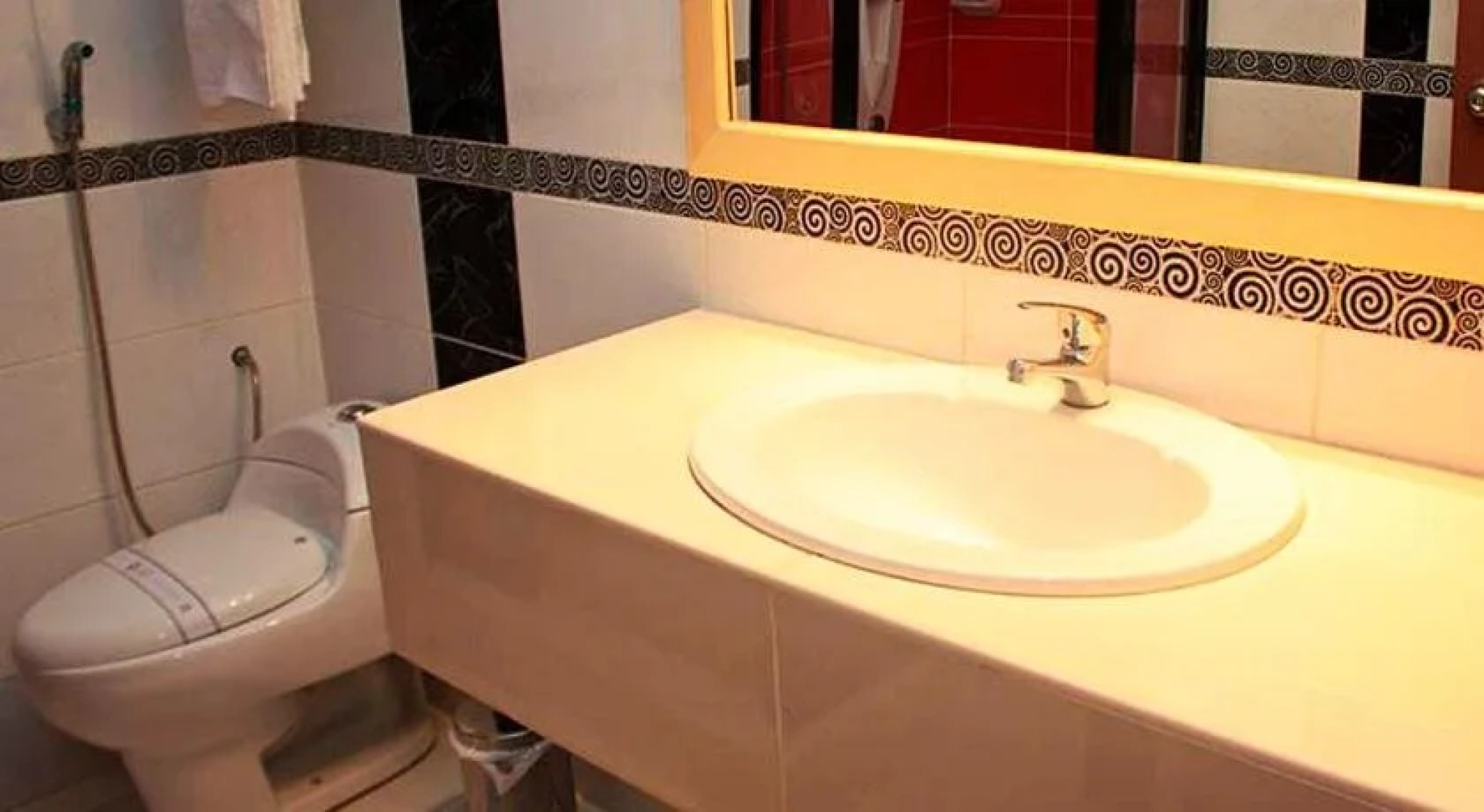 La Posada de Lobo Hotel & Suites