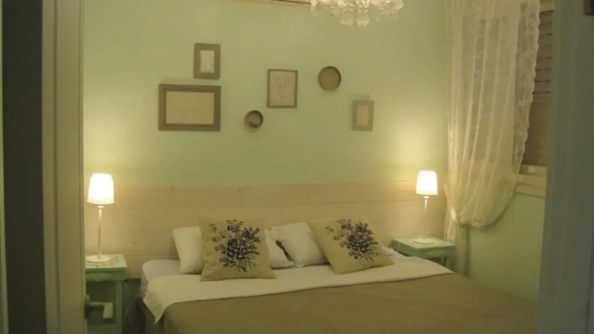 The House By The Mulberry Tree