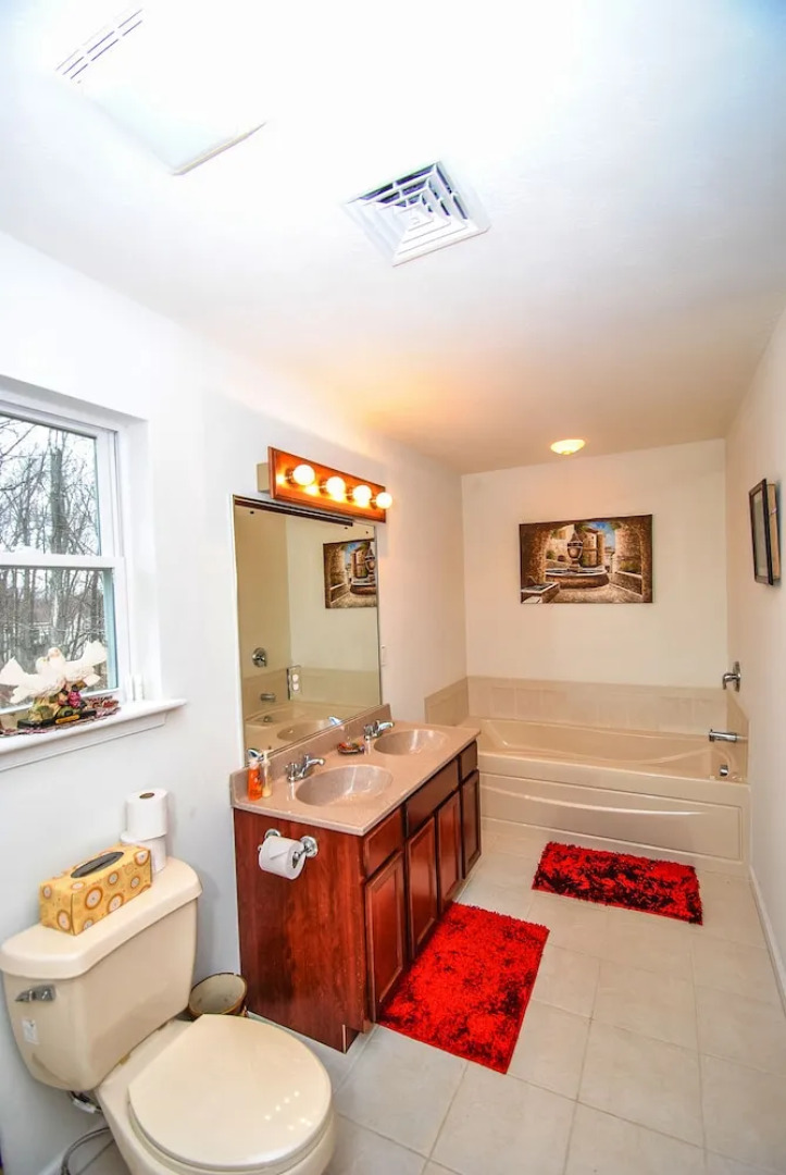 Royer House at Sullivan Trail