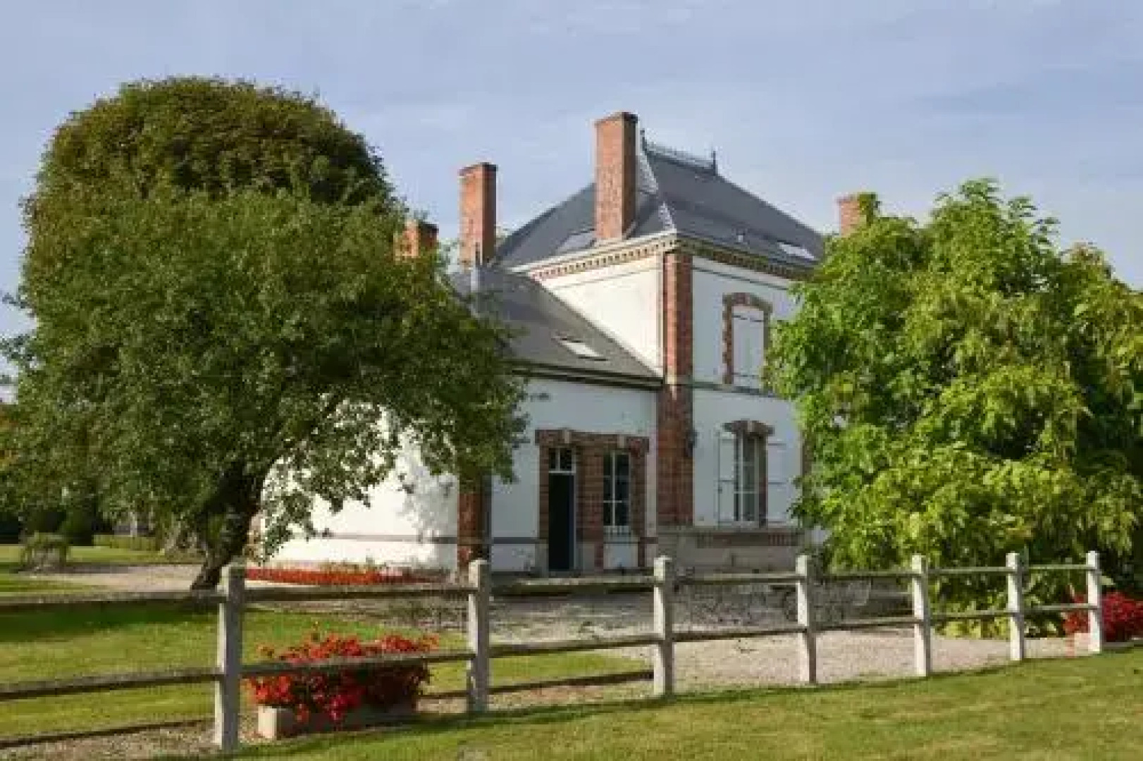 Le Petit Château de St Mard