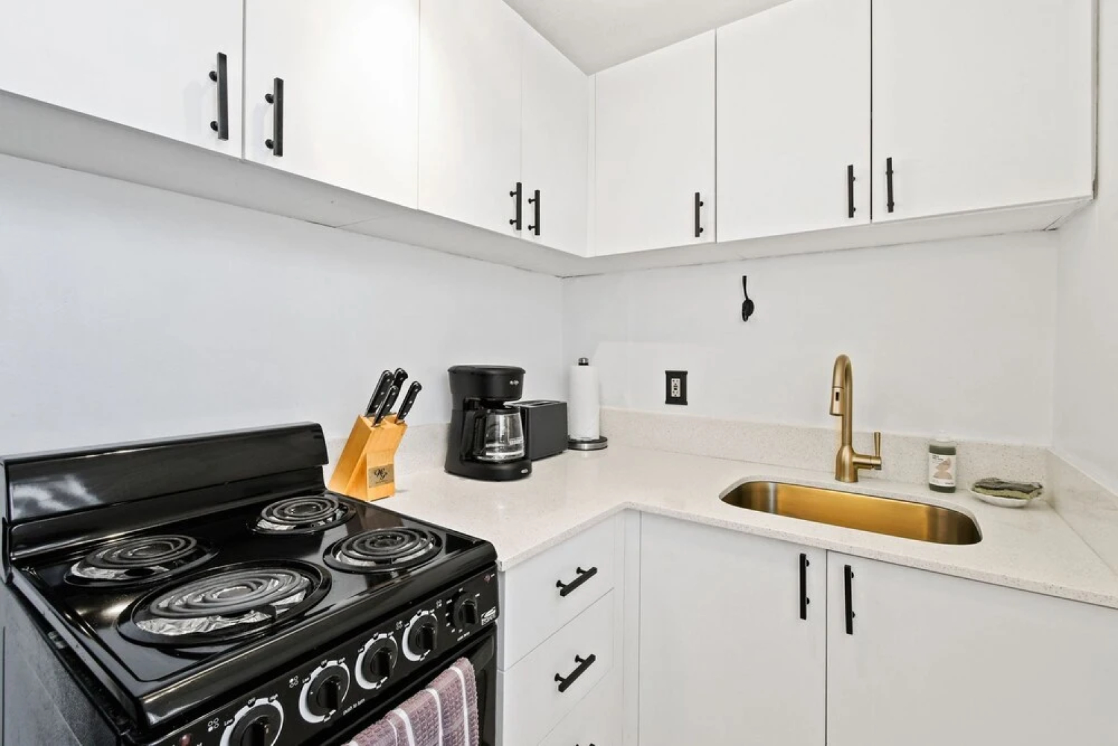 Sunshine Shores Boutique Apartments