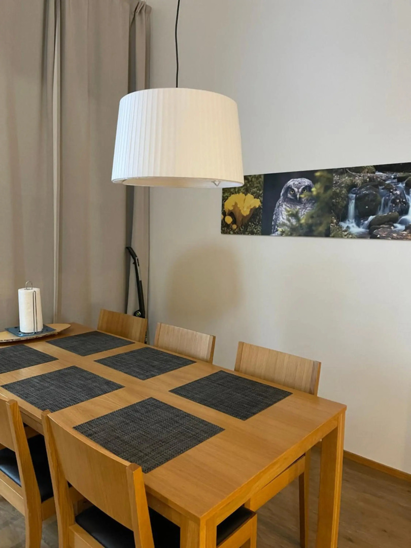 Дом у спа-центра и озера