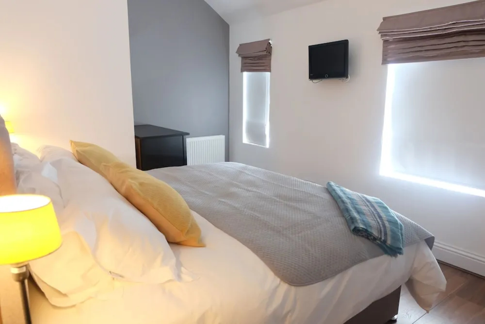 1 Saron Cottages