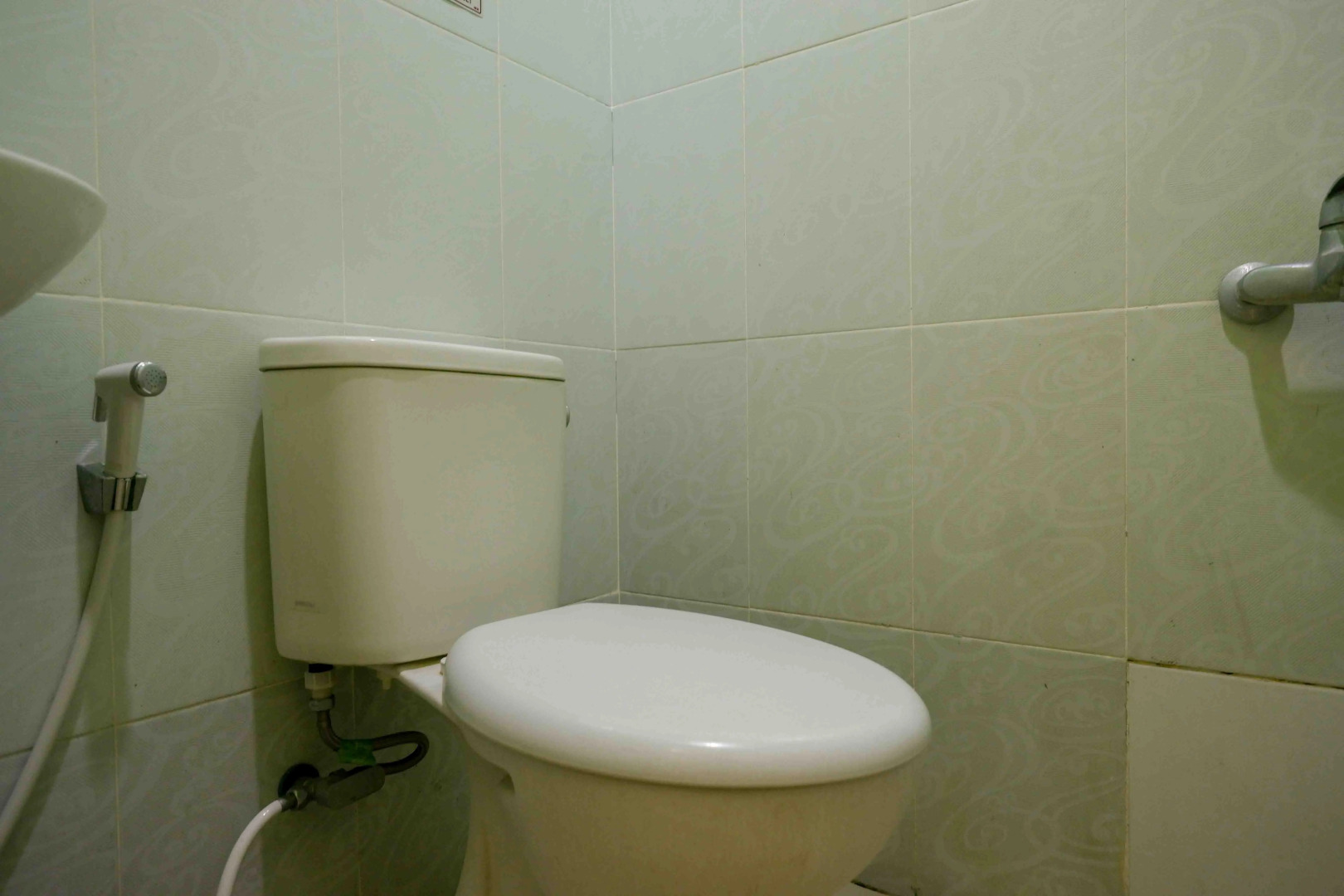 RedDoorz near Bandara Adi Soemarmo Solo