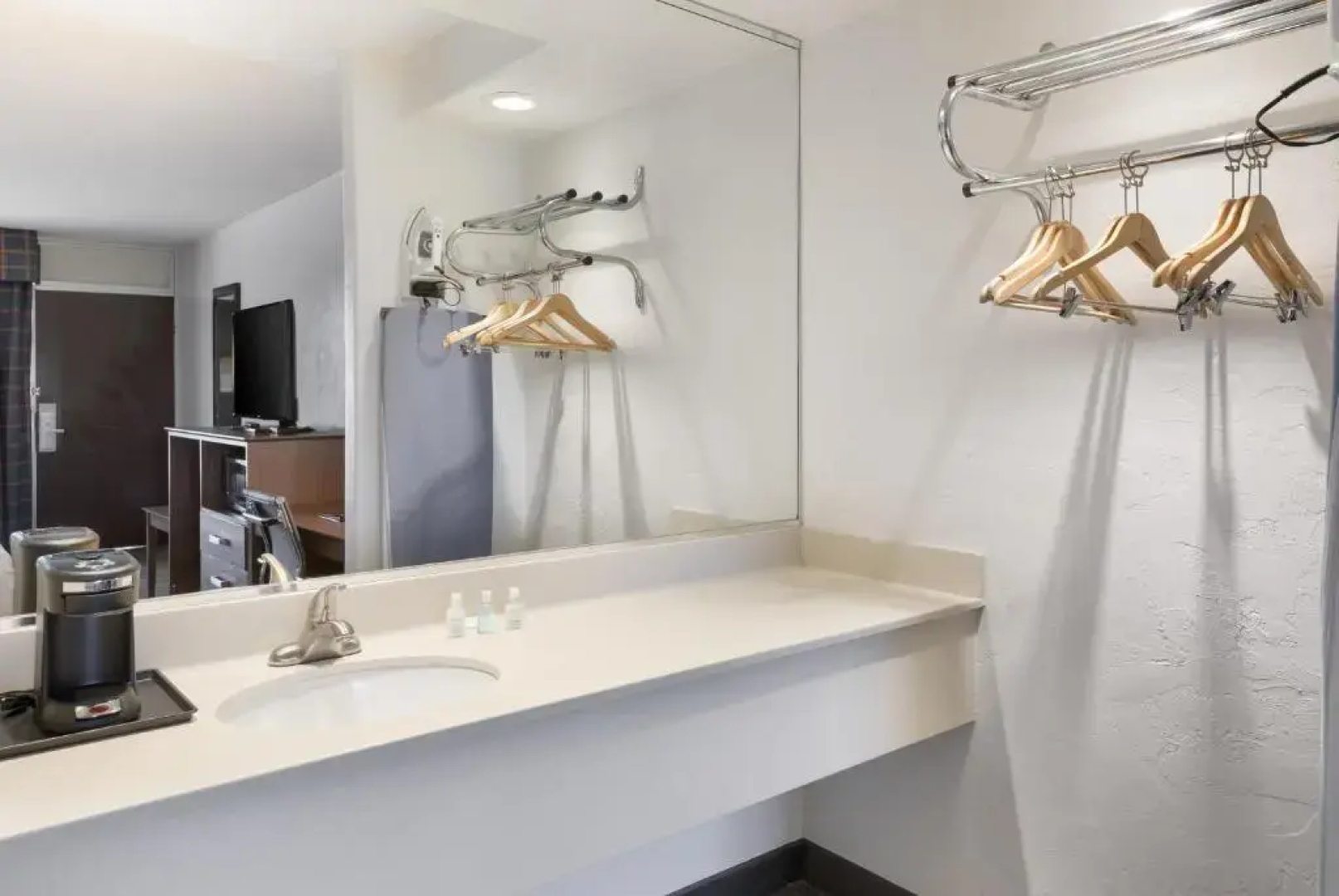 Holiday Inn Concord