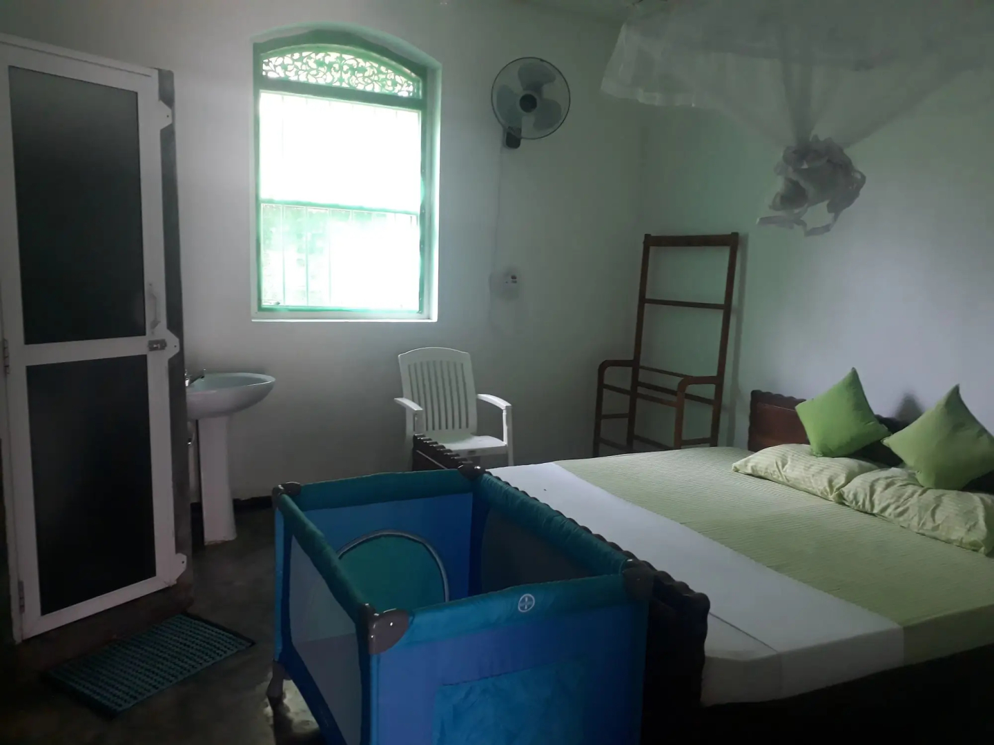 Villa Lagoonedge