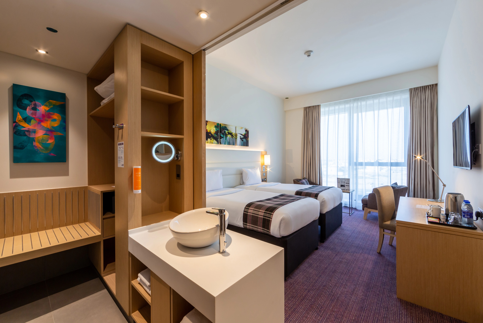 Отель Premier Inn Dubai Dragon Mart
