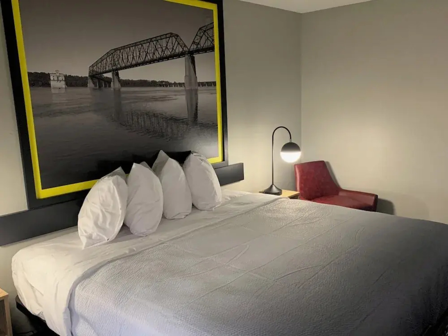 Super 8 by Wyndham Kirksville-University Area