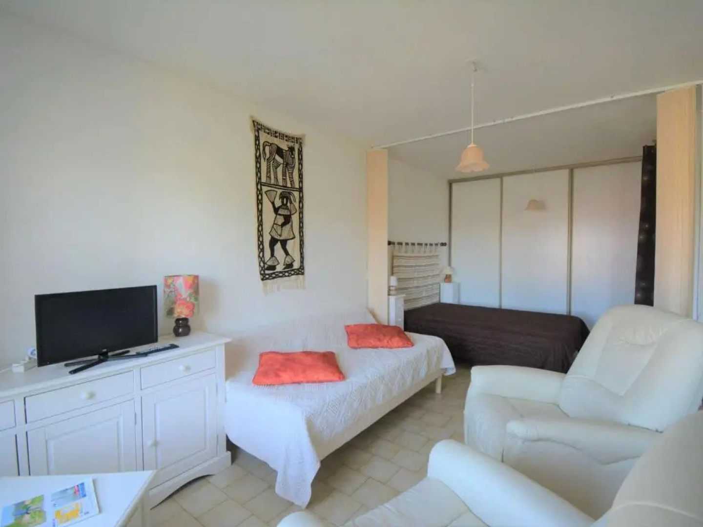 Appartement Ruoms, 1 pièce, 2 personnes - FR-1-382-151