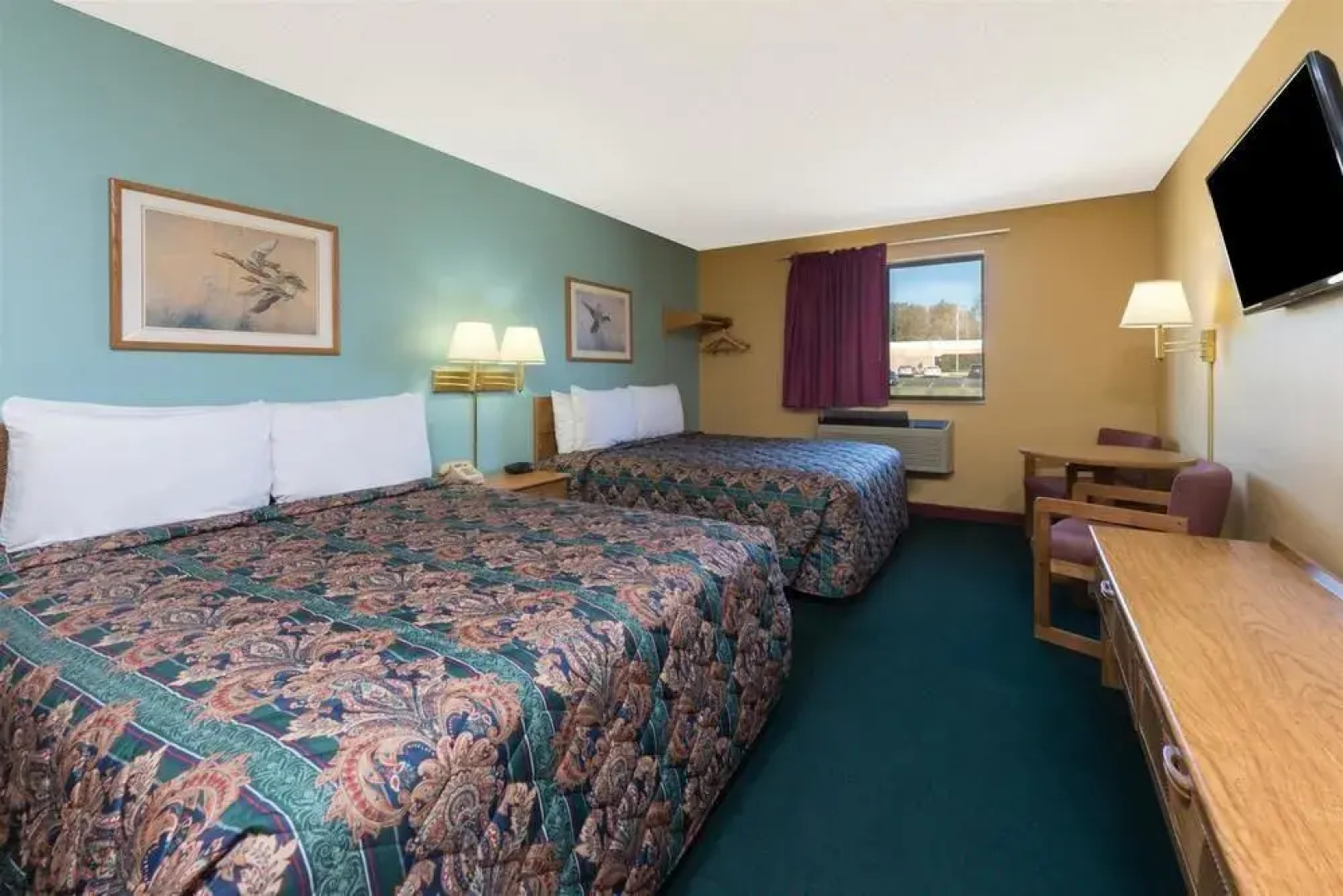 Super 8 Motel - Warrenton