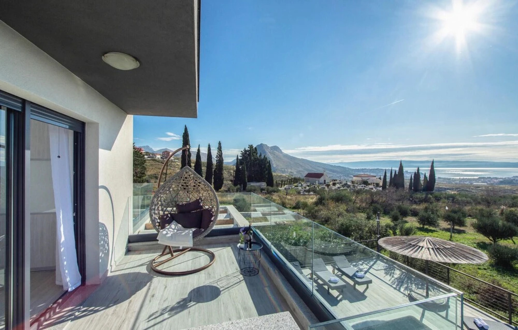 Nice Home in Kucine with WiFi, 4 Bedrooms & Hot Tub