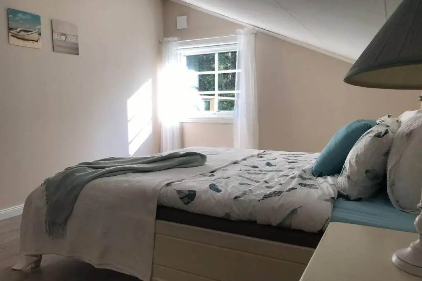 Fagerbacka Svit. Trivsam lägenhet nära havet