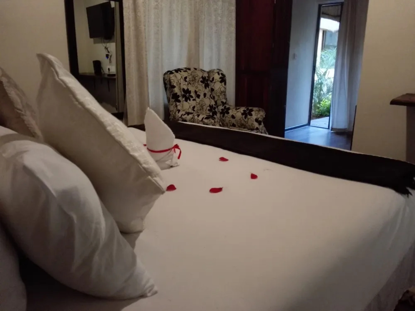 Chobe Sunset Chalets