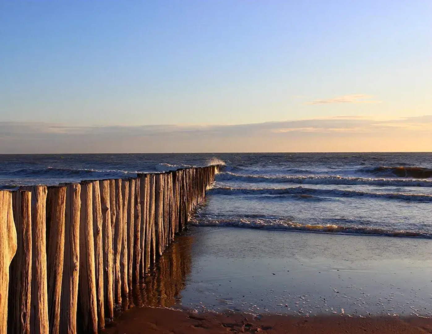 Luxurious Penthouse With 3 Bathrooms, Near the Sea