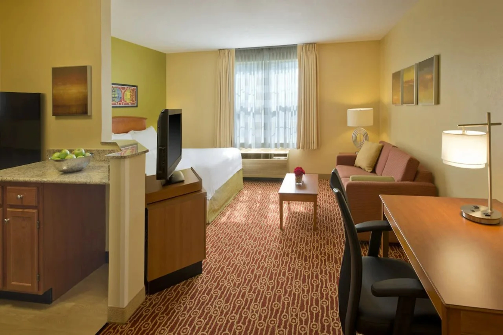 MainStay Suite