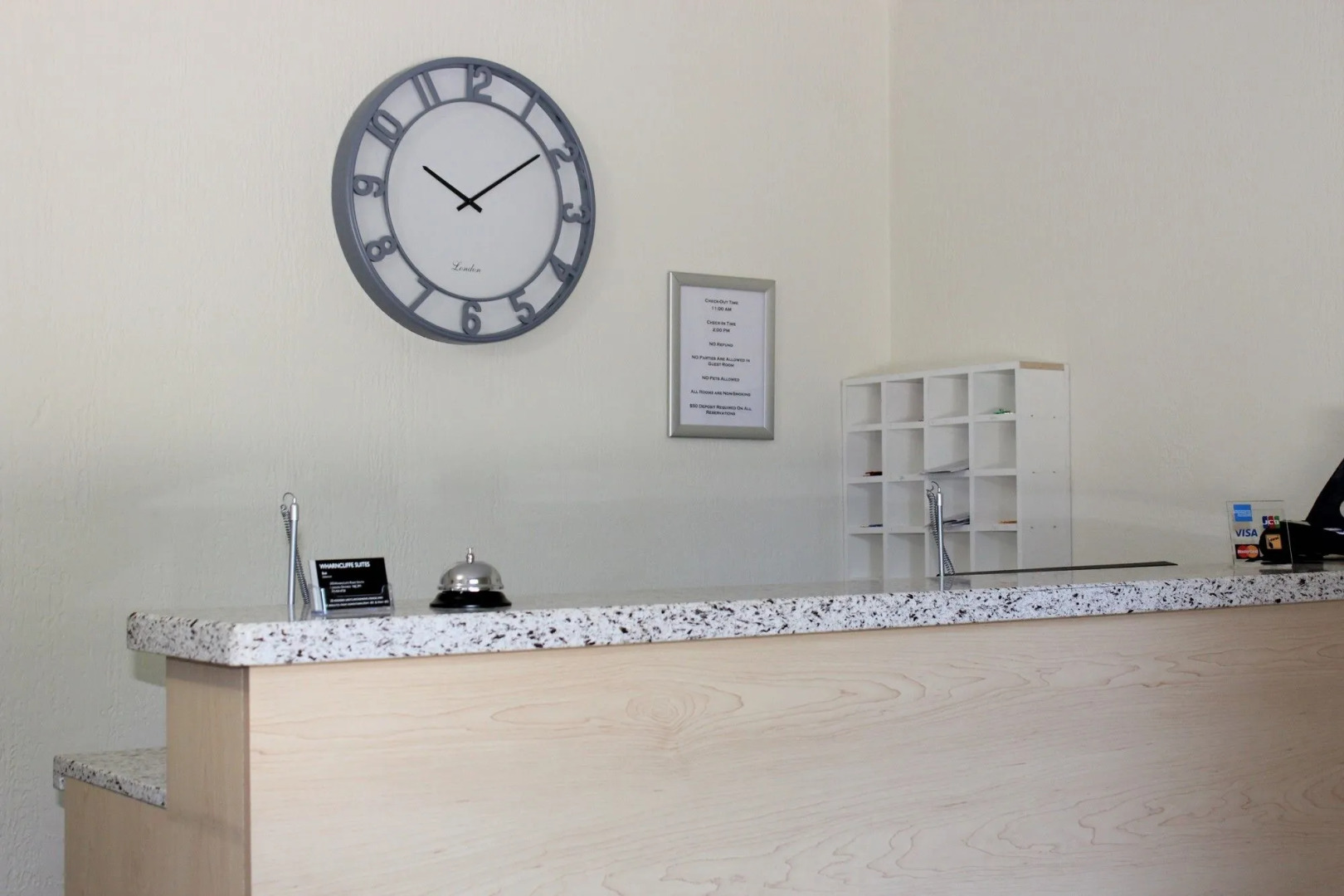 Wharncliffe Suites Motel