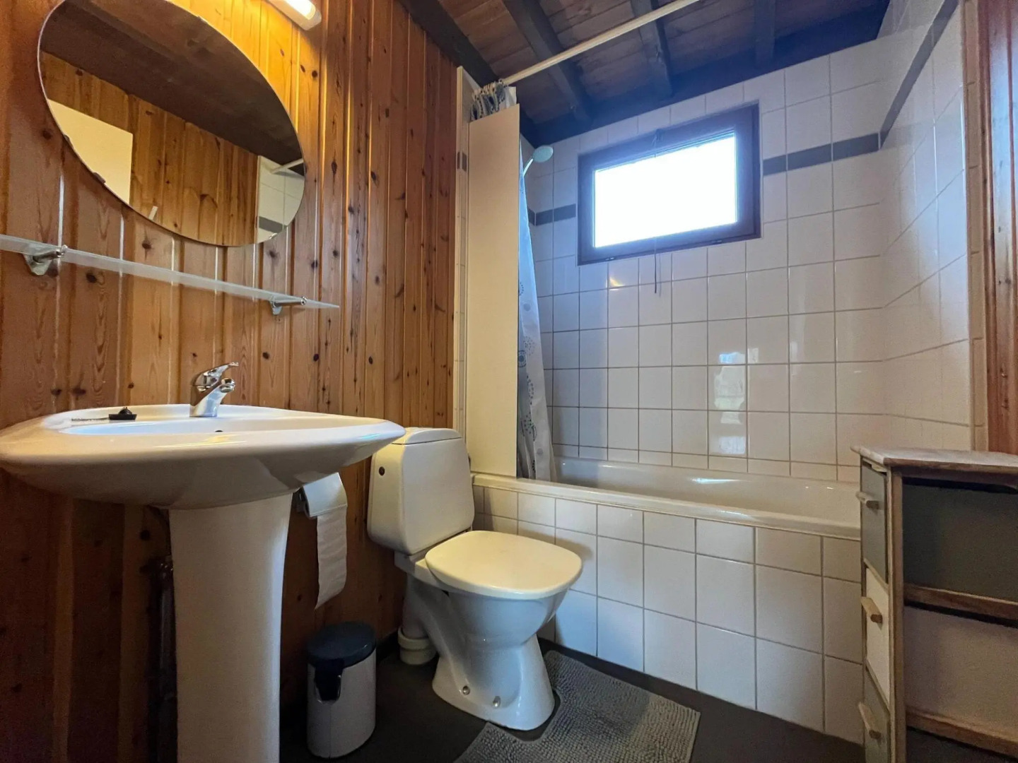 Lush Holiday Home in Wallonie With Sauna