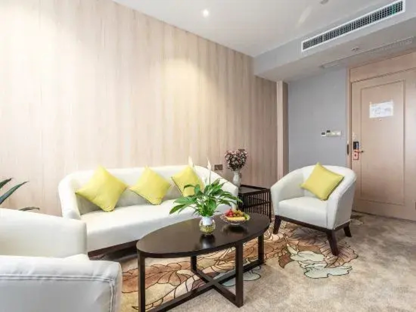 Great Wall Garden V Hotel